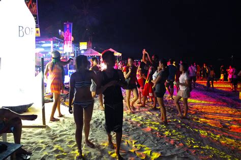 9 Best Nightlife in Boracay - What to Do & Where to Go at Night on ...