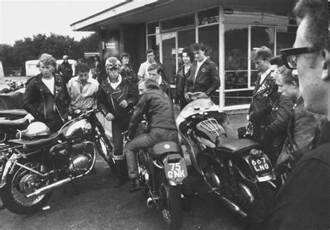 Mods Vs. Rockers: When The Youth Of The 60s UK Erupted Into Violence