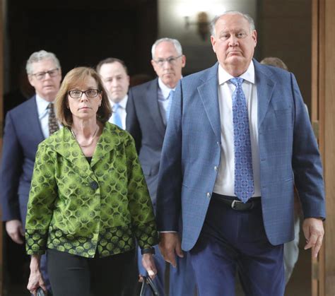 Ex-FirstEnergy CEO Chuck Jones, 2 others plead not guilty in HB 6 ...