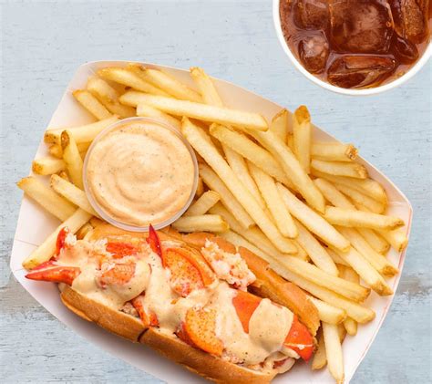 Lobster rolls in Phoenix: Angie's Lobster drive-thru opening in Tempe