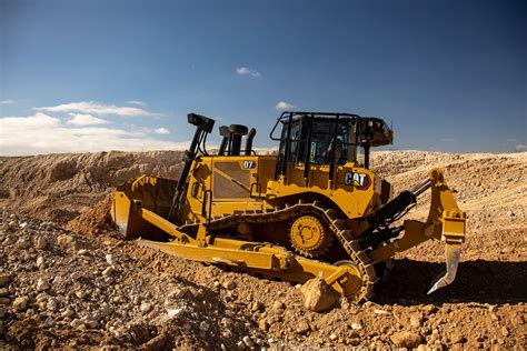 New Cat D7 dozer offers increased all-round performance | Industrial ...