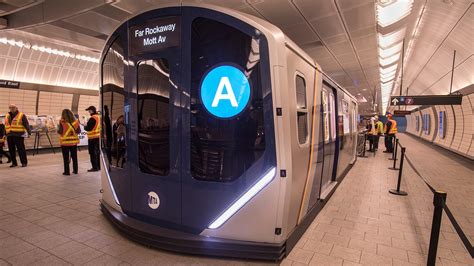 Look Inside New York City’s Next-Generation Subway Cars | Architectural ...