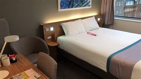 Hotel Review: Travelodge London Central Waterloo, London, England ...