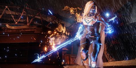 Destiny 2: 10 Tips For Playing As The Arcstrider Subclass In Crucible