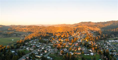 Myrtle Point - Travel Southern Oregon Coast