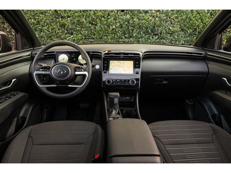 2025 Hyundai Santa Cruz: 124 Interior Photos | U.S. News