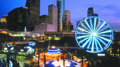 Why You Need to Visit Houston's Downtown Aquarium with Kids - Mommy Nearest