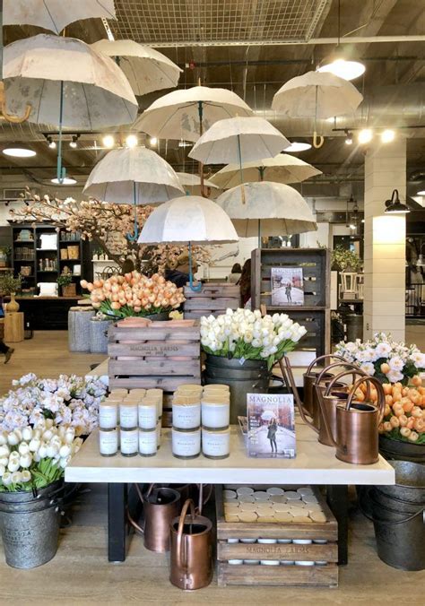 Joanna gaines Magnolia Farms, Magnolia Market, Magnolia Homes, Gift ...