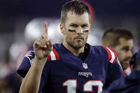 Tom Brady confirms he'll accept Kraft's offer and return to New England ...