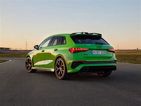 2022 Audi RS 3 Review | Man of Many