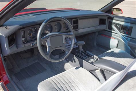 1988 PONTIAC FIREBIRD FORMULA 350 HATCHBACK - Interior - 187711