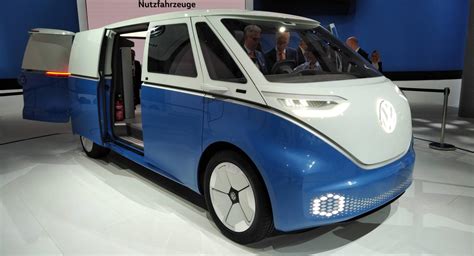 VW I.D. Buzz Cargo Concept Previews All-Electric Van With 550Km Range ...