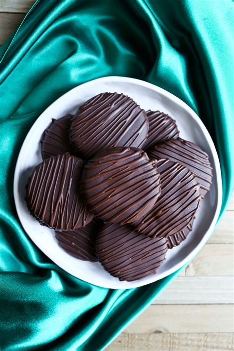 Vegan Thin Mints (the BEST ever!) - The Vegan 8