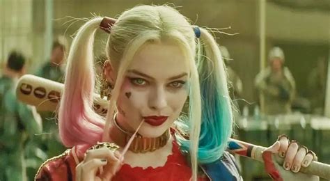 Harley Quinn from DC Extended Universe | CharacTour