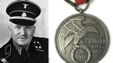 Nazi bodyguard medal sells at Derbyshire auction for £36,500 - BBC News