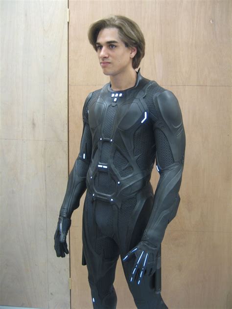 Tron legacy, Combat suit, Tron costume