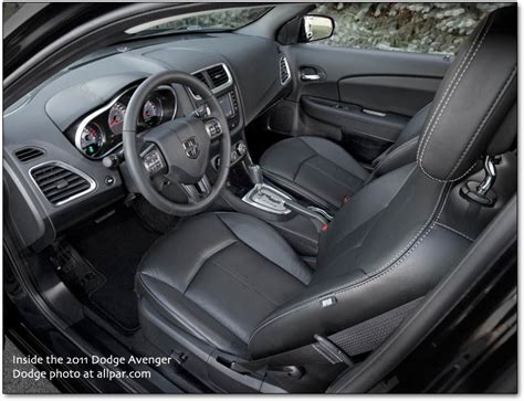 DODGE AVENGER - dodge-avenger_interior_6.jpg