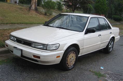 1992 Nissan Stanza GXE - Sedan 2.4L auto