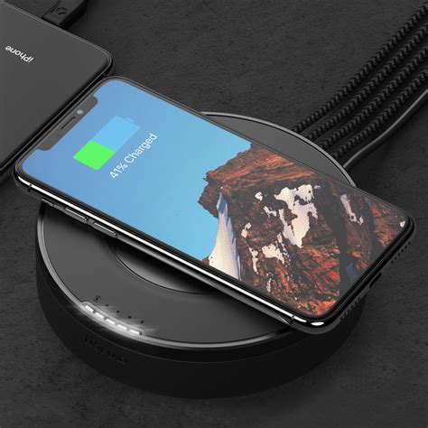 Nomad launches wireless charging hub with four built-in USB ports