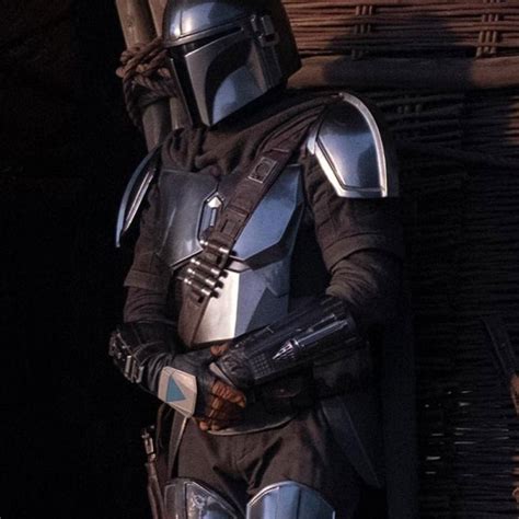 A Star Wars Mandalorian Costume Is The Way To Join The Battle