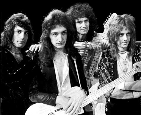 1970-1975 | Queen Photos | Queen videos, Queen band, Queen photos