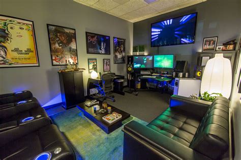 20+ Man Cave Gaming Room Ideas - DECOOMO