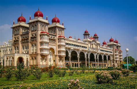 Mysore Wodeyar: The Royals Of The Imperial City, Mysore - First Styler