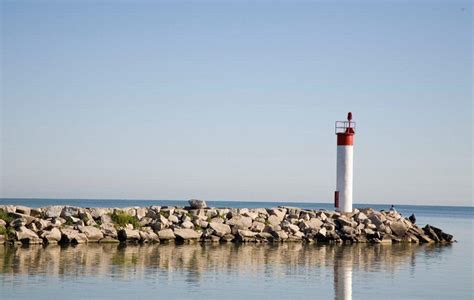 Lake St. Clair - Tourism Windsor Essex Pelee Island