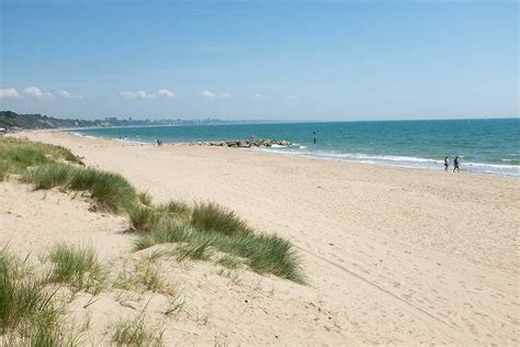 Sandbanks Beach - Beach & Car Park Visitor info | Dorset Guide