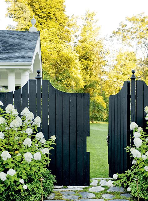 Fence Paint Color Ideas To Boost Curb Appeal | WOW 1 DAY PAINTING