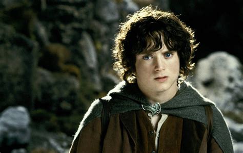 Elijah Wood reacts to news that 'Lord Of The Rings' filming moves to UK