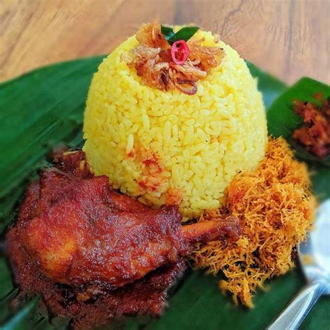 10 Makanan Khas Banjarmasin yang Terkenal Menggoda Selera