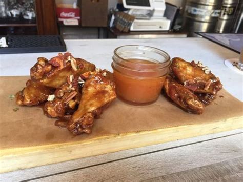 Best Wings Near Me - Top Chicken Wing Restaurants in Every State