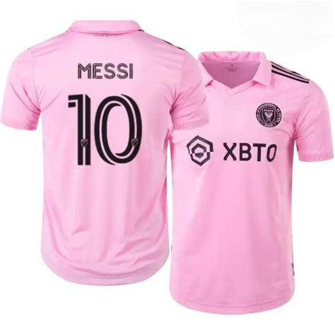 a pink soccer jersey with the number 10 on it