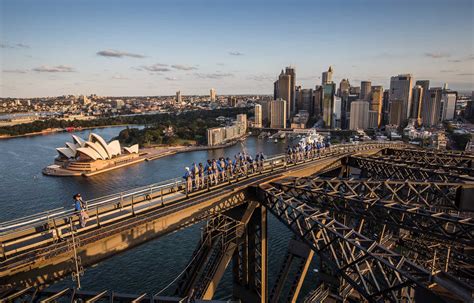 The Sydney Harbour Bridge | History, Construction, Visiting & More