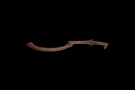 ANCIENT EGYPTIAN BRONZE KHOPESH SWORD