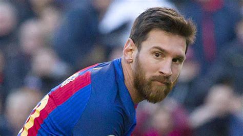 Lionel Messi has shaved off his beard and he looks completely different ...