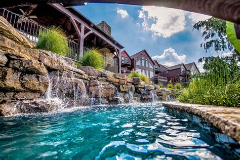 Faria Resorts | Luxury Lakefront Resorts in Branson MO