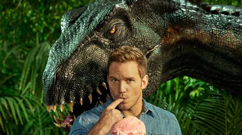 Chris Pratt With Indoraptor In Jurassic World Fallen Kingdom ...