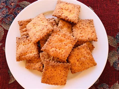 Homemade Cheddar Cheese Crackers – Recipe! - Live. Love. Laugh. Food.