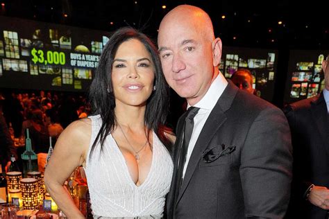 Jeff Bezos' Partner Lauren Sánchez Was Rejected as Flight Attendant ...