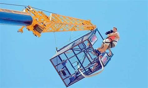 Bungee Jumping in Dubai, UAE - Price, Gravity Zone Timings & More