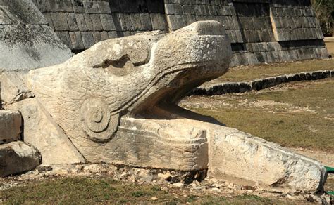 Chichen Itza | Ancient maya, Chichen itza, Archaeoastronomy