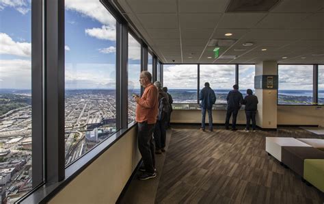 Visit Sky View Observatory on top of Seattle’s tallest tower | The ...