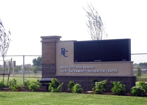 My West Sacramento Photo of the Day: River City High School New Signage