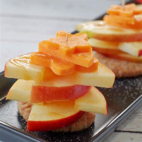 Caramel Apple Pie Bites | healthy apple snack - Food Meanderings