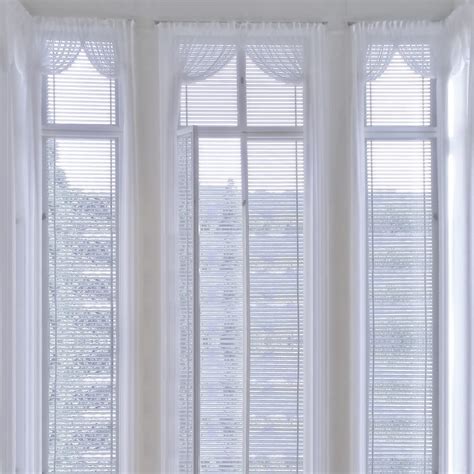 white windows blinds and mesh curtains free image | Peakpx