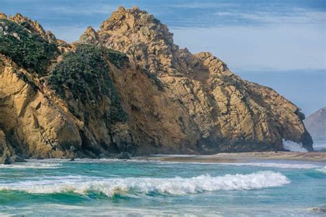 Pfeiffer Beach, Big Sur: How to Visit this Very Cool Purple Sand Beach ...