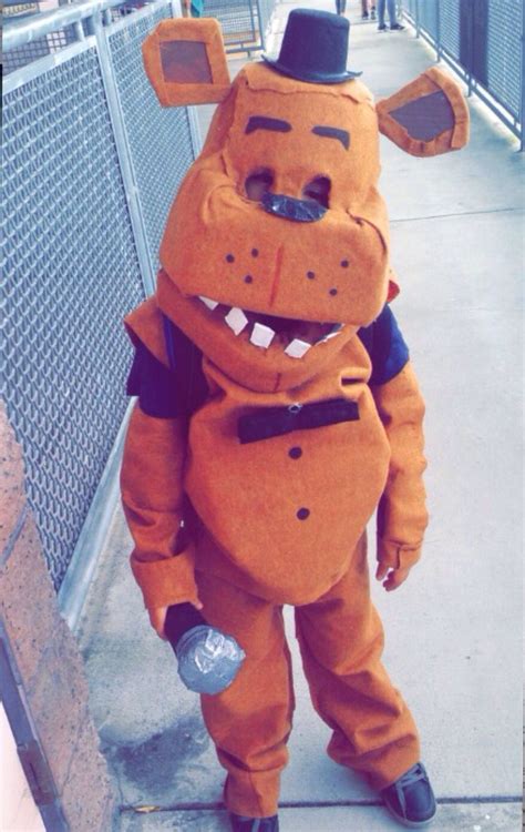 Halloween costume idea Diy Freddy Fazbear | Fnaf cosplay, Fnaf freddy ...