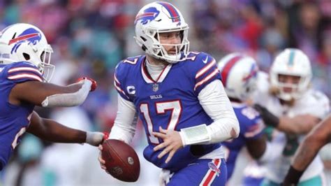 Bills' Josh Allen breaks NFL legend's record in multiple touchdown ...